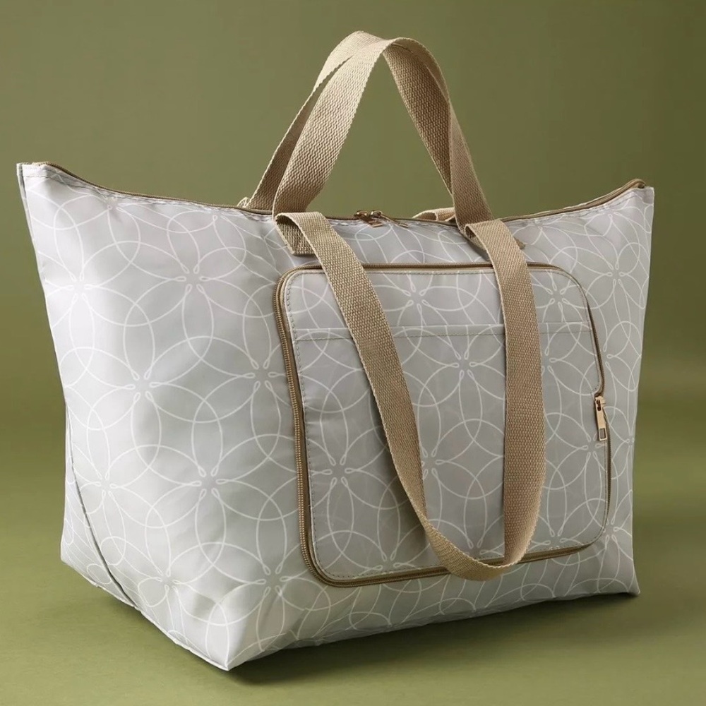 NWT DSW Grey/Beige Tote - Picture 2 of 6